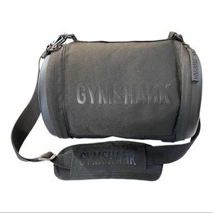 GYMSHARK LC Barrel Black Shoulder Gym Bag